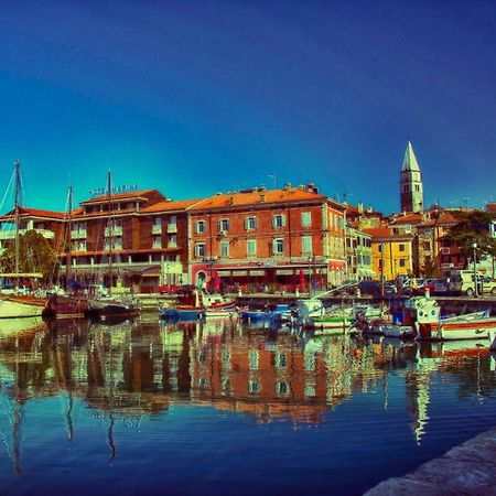 Apartments Old Isola In The Center Izola Exterior foto